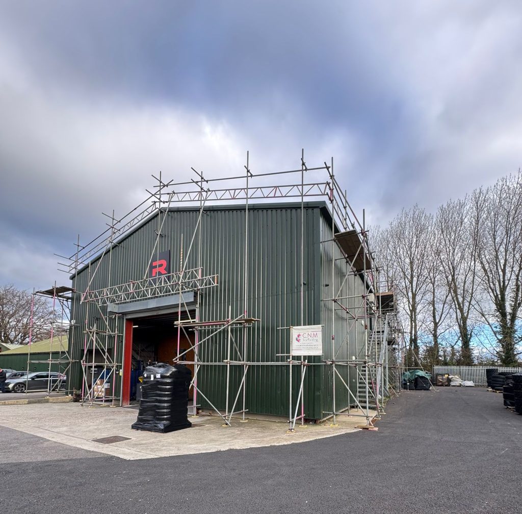 Redstone Tyres, Arundel scaffolding project in Arundel