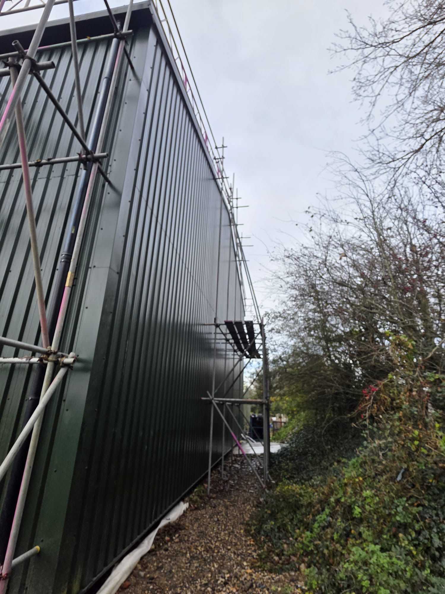 Redstone Tyres, Arundel project photo 3