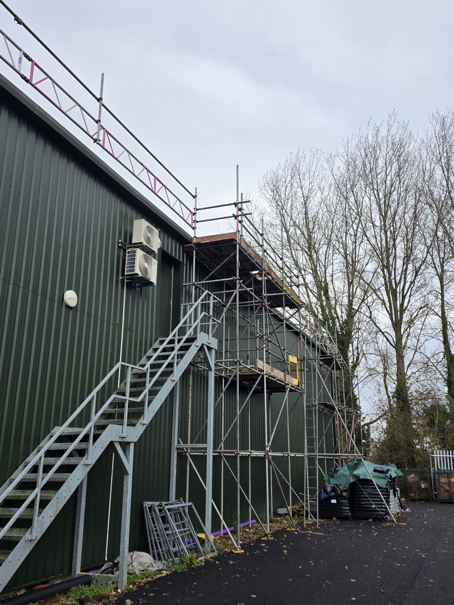 Redstone Tyres, Arundel project photo 4