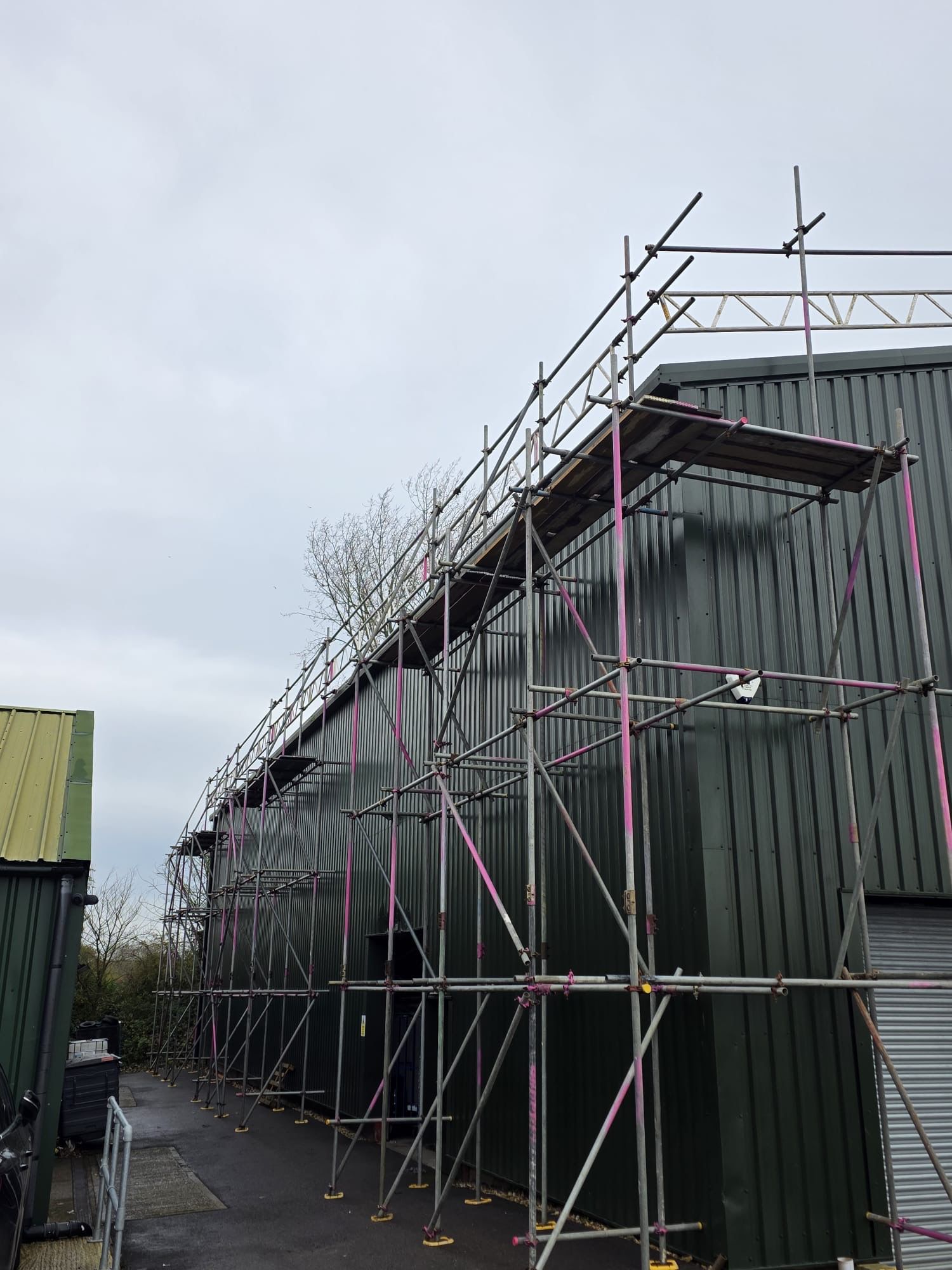 Redstone Tyres, Arundel project photo 5